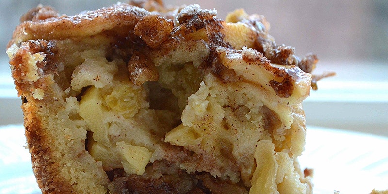 UBS - Virtual Cooking Class: Passover Apple Cake