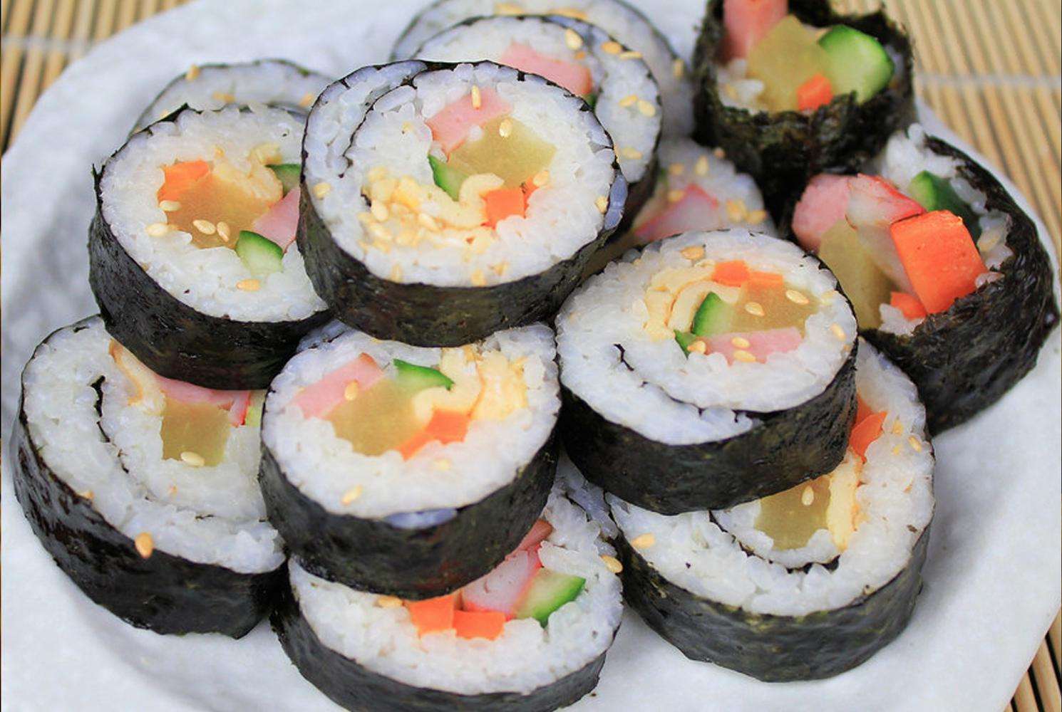 Sushi Cooking Class | Table Rouge