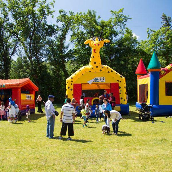 eidfest-2017-bouncy-castles1